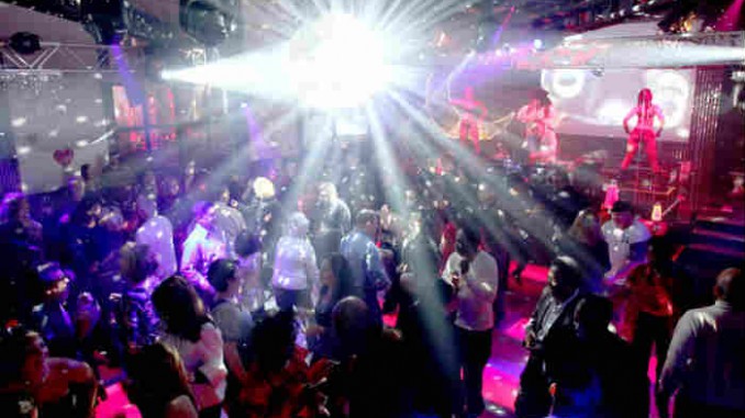 Nude in club in Karachi