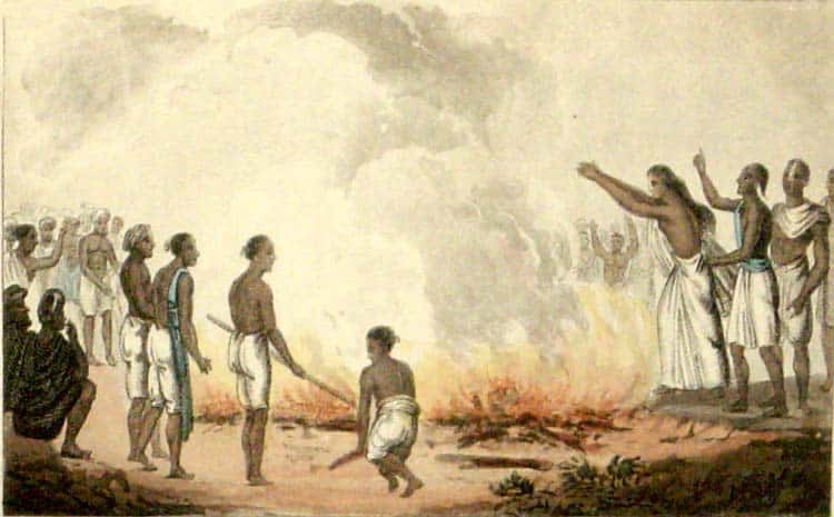 burning corpses in India