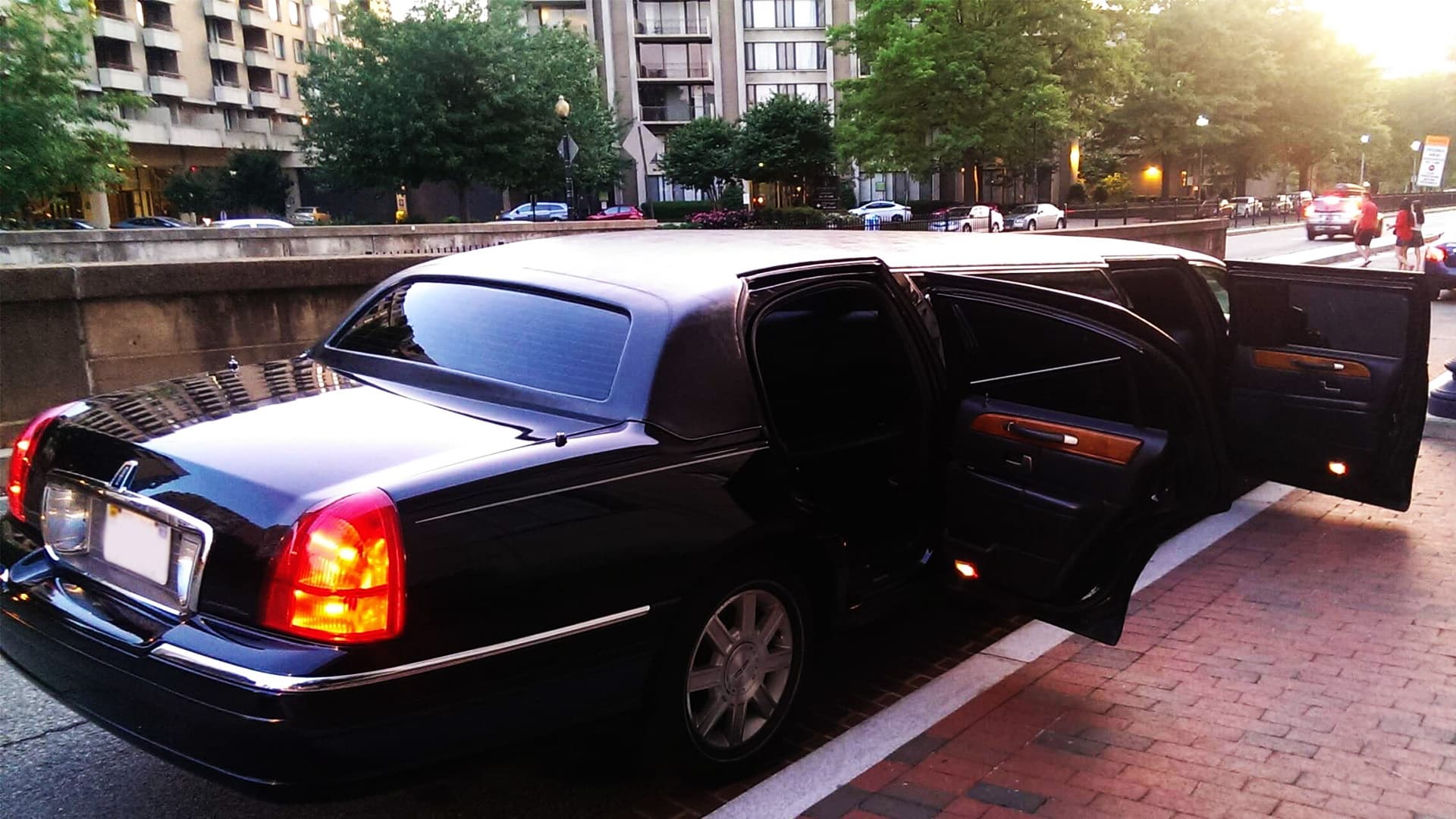 sedan limo denver