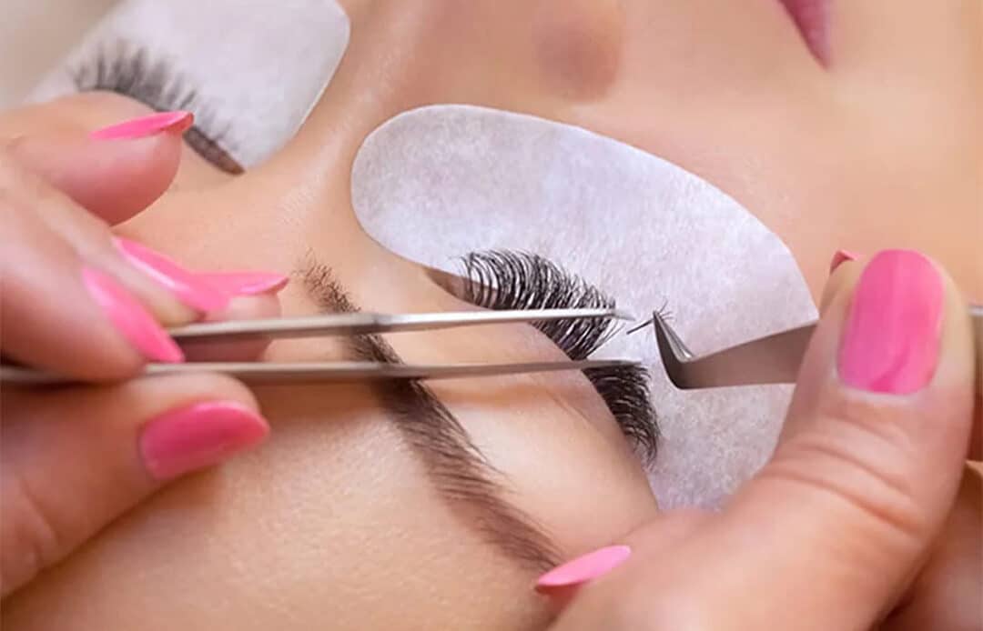 Is Eyelash Extensions Safe For Your Eyes? Unveiling the Risks and Benefits.